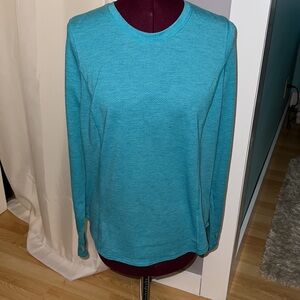 Avia Women’s M Lightweight Blue Long Sleeve